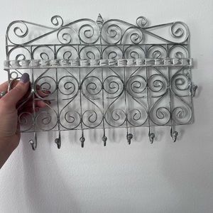 White metal jewelry hanger organizer